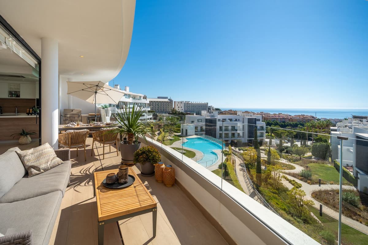 Middle Floor Apartment in Fuengirola — photo 8 of 10