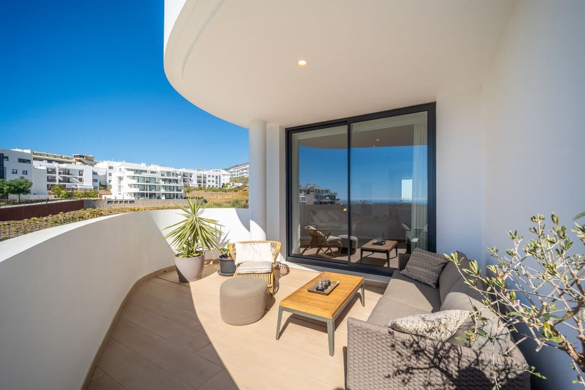 Middle Floor Apartment in Fuengirola — photo 9 of 10