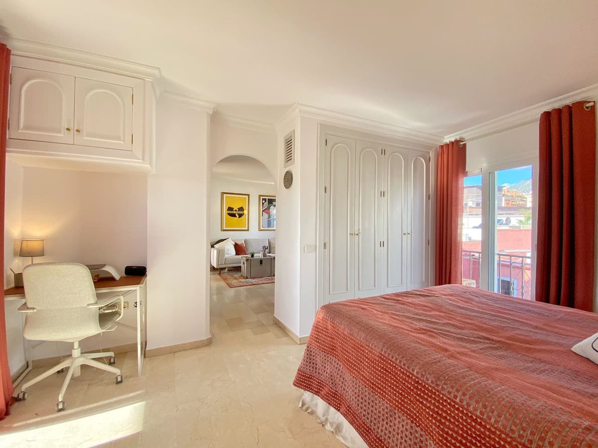 Top Floor Apartment in Marbella — photo 5 of 10