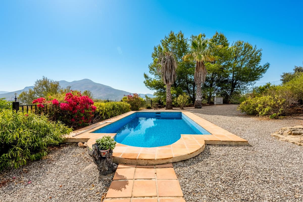 Cortijo in Coín — photo 1 of 10