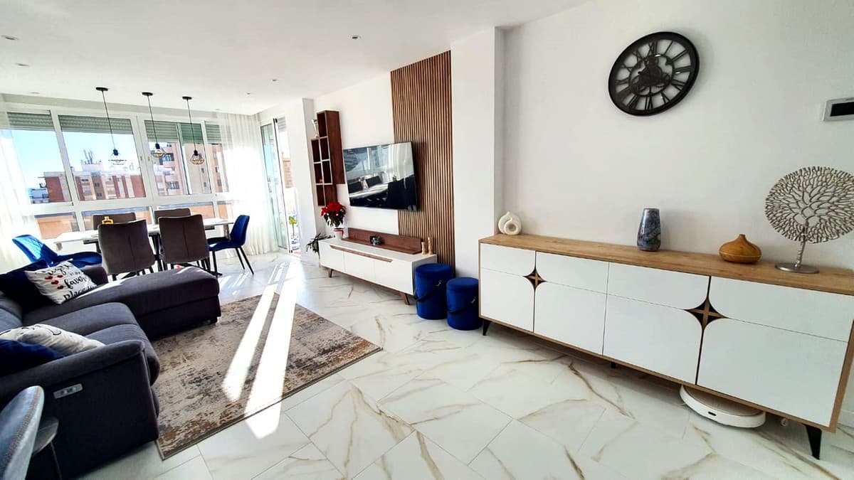 Middle Floor Apartment in Fuengirola — photo 7 of 10