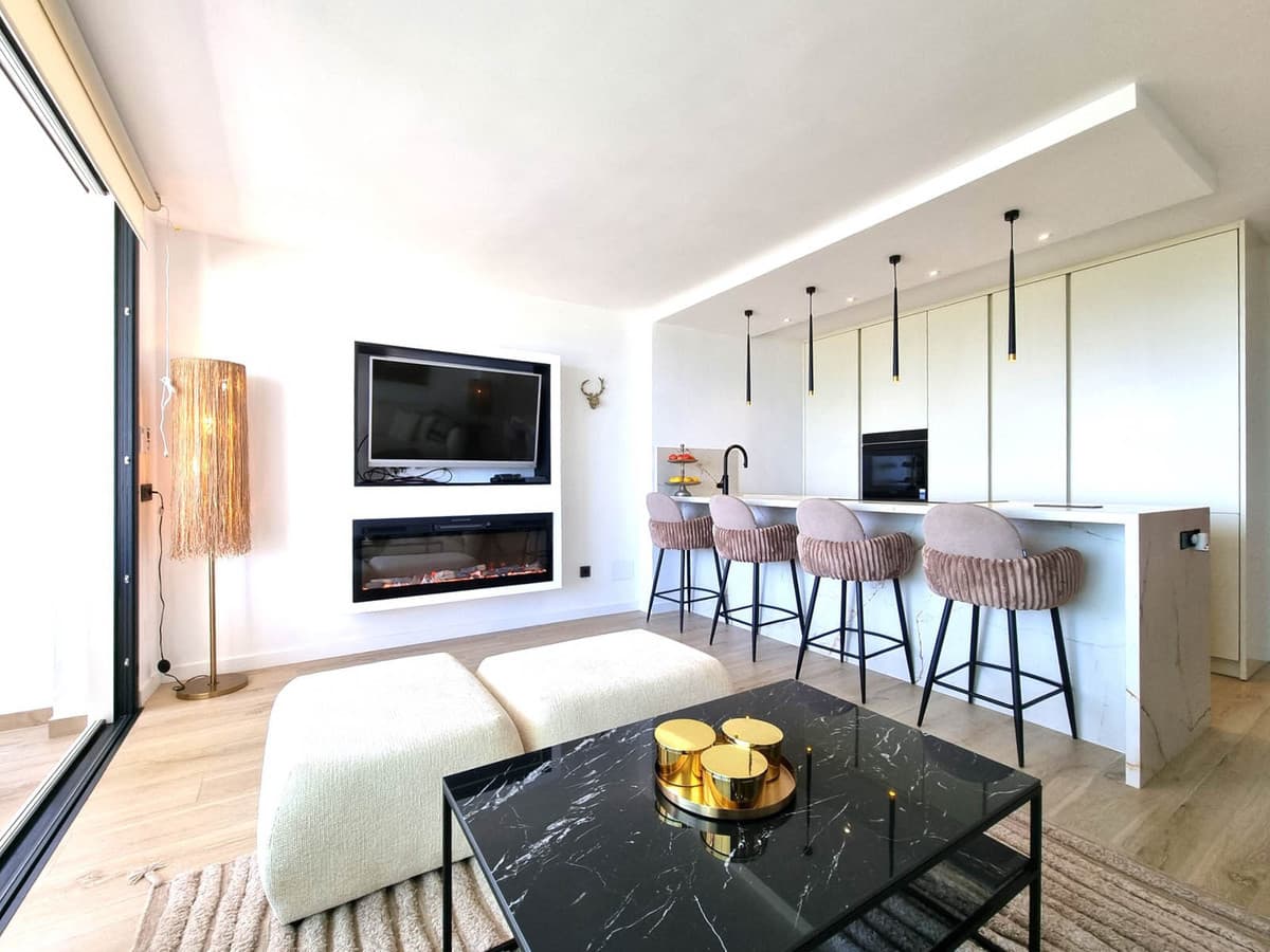 Middle Floor Apartment in Mijas Costa — photo 5 of 10