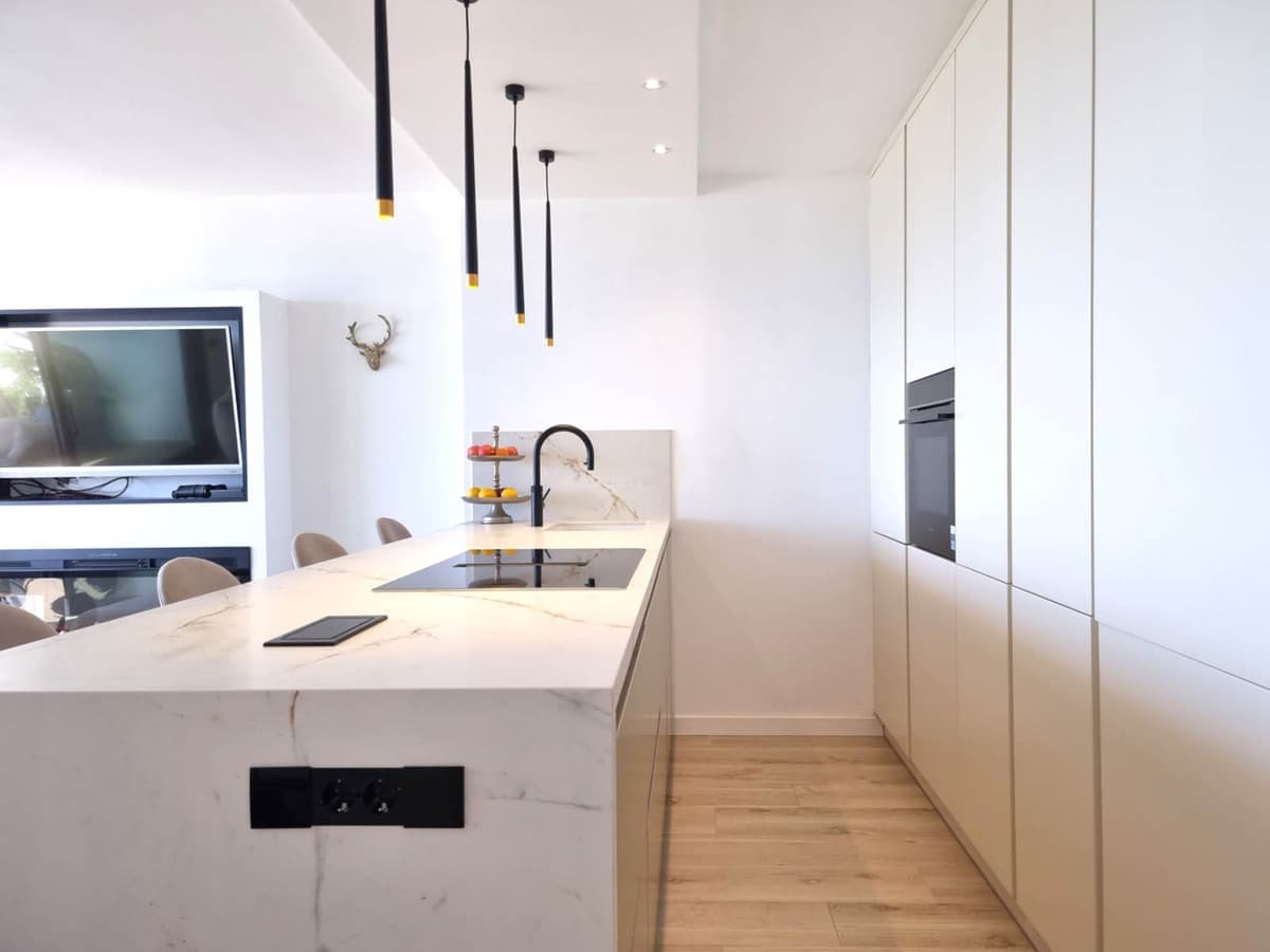 Middle Floor Apartment in Mijas Costa — photo 6 of 10