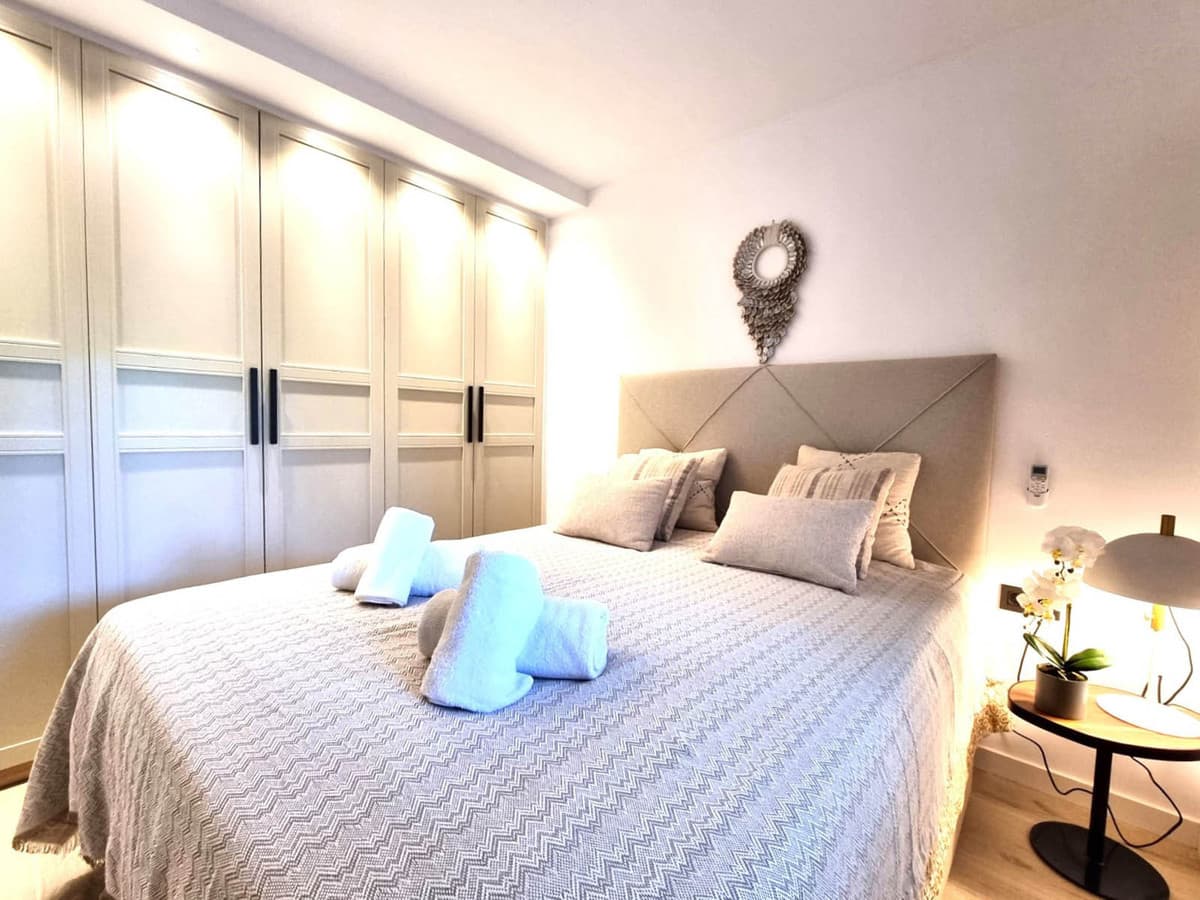 Middle Floor Apartment in Mijas Costa — photo 7 of 10