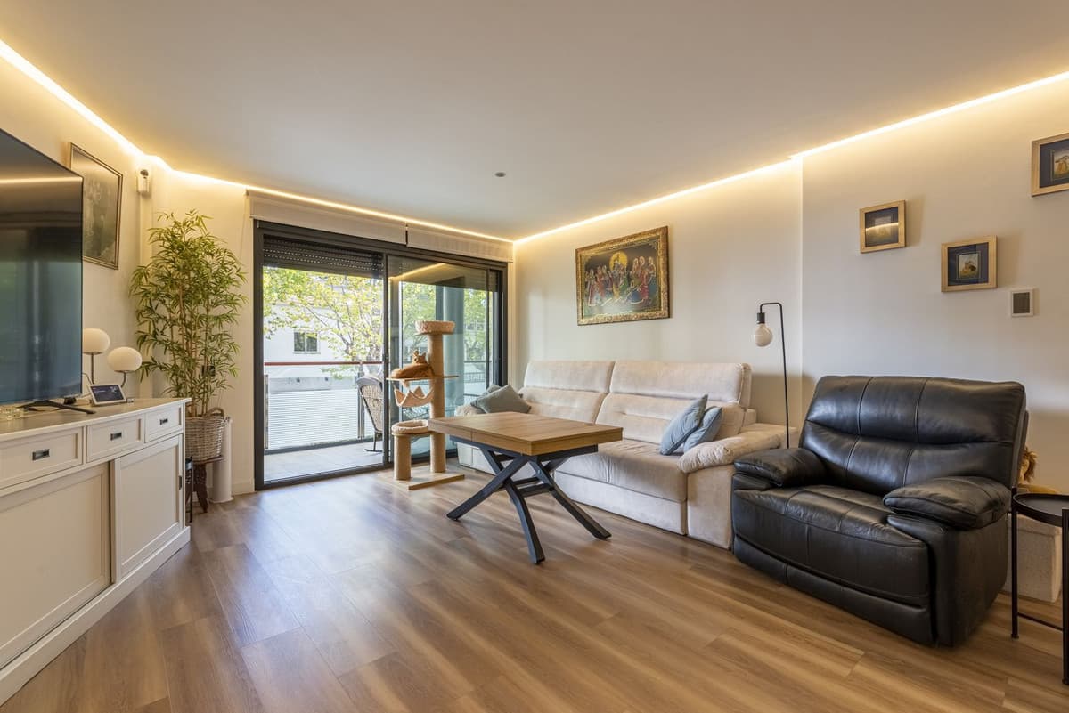 Middle Floor Apartment in Estepona — photo 7 of 10