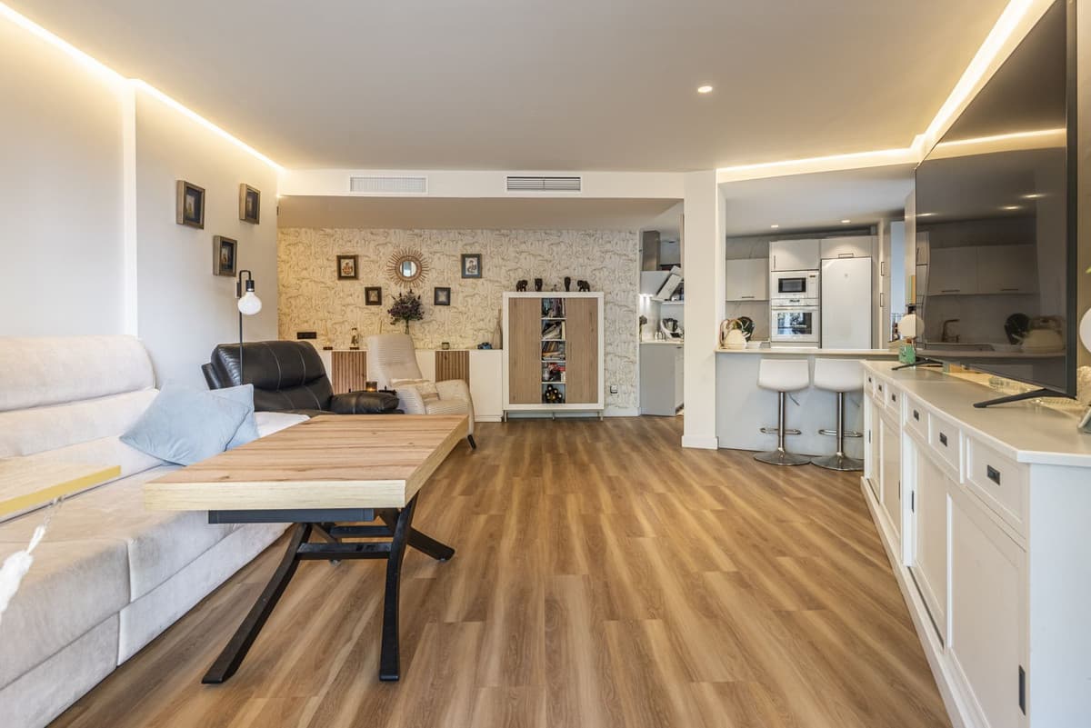 Middle Floor Apartment in Estepona — photo 10 of 10