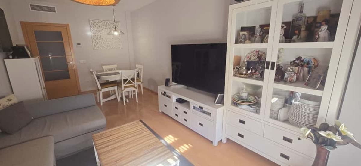 Ground Floor Apartment in Ciudad Jardín — photo 6 of 10