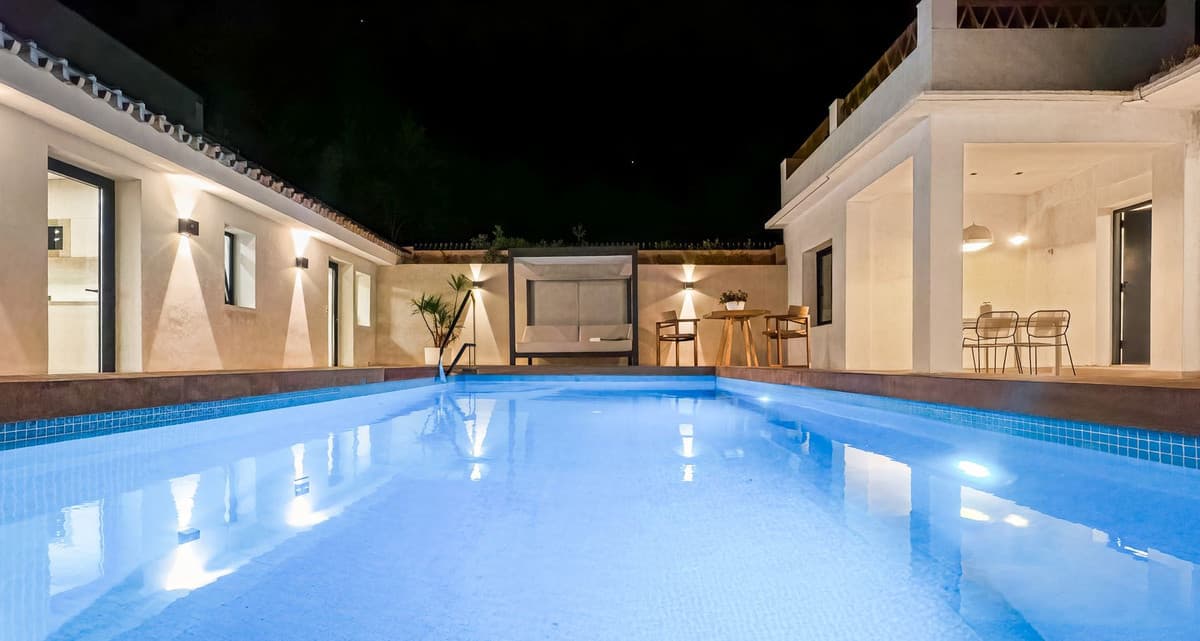 Detached Villa in Costabella — photo 1 of 10