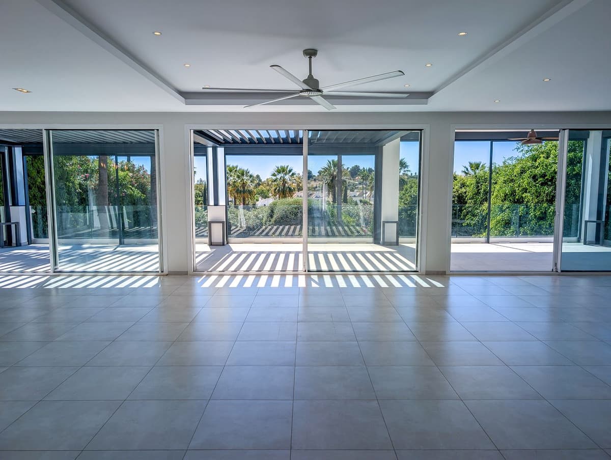 Detached Villa in Nueva Andalucía — photo 4 of 10