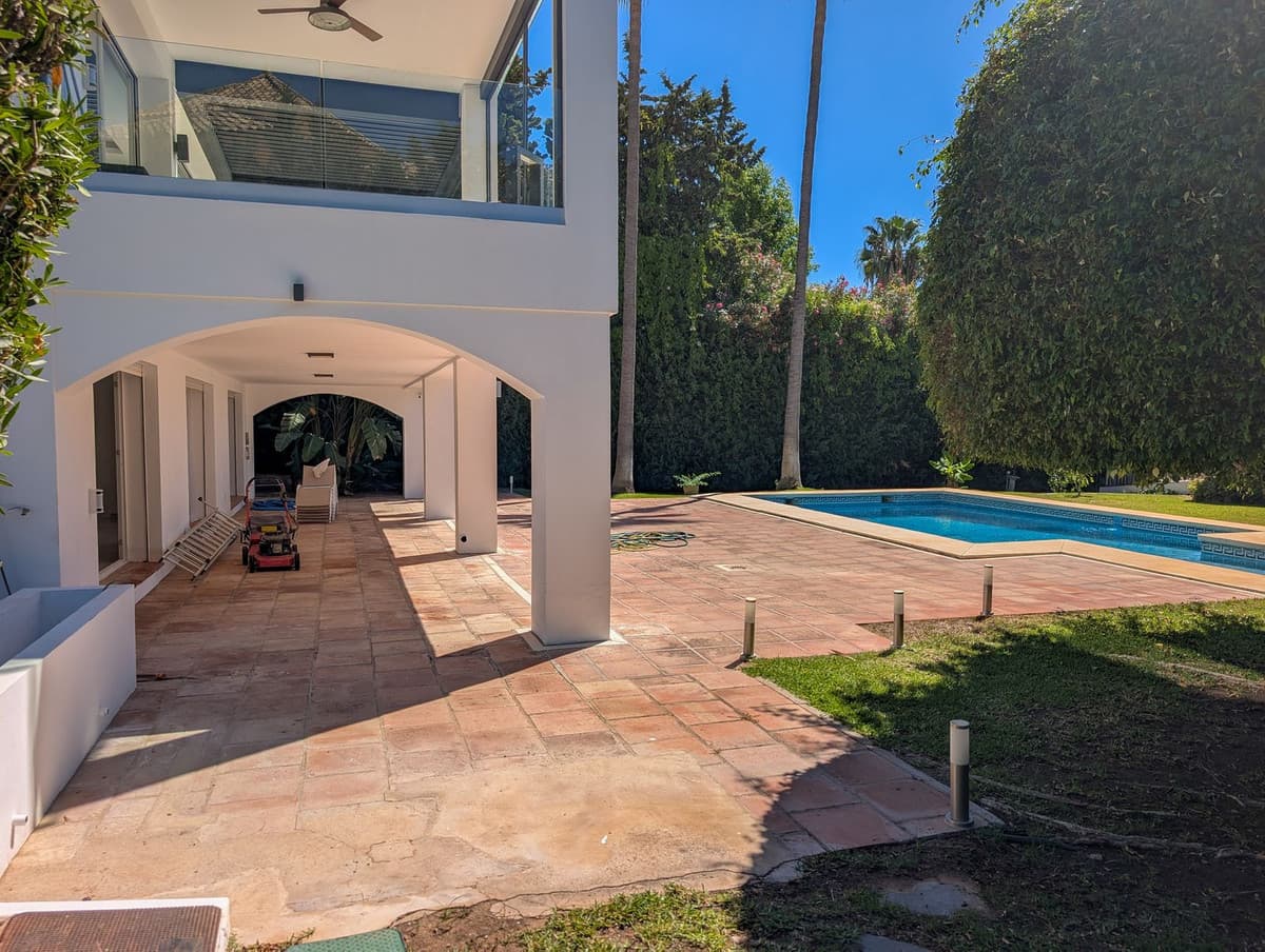 Detached Villa in Nueva Andalucía — photo 10 of 10