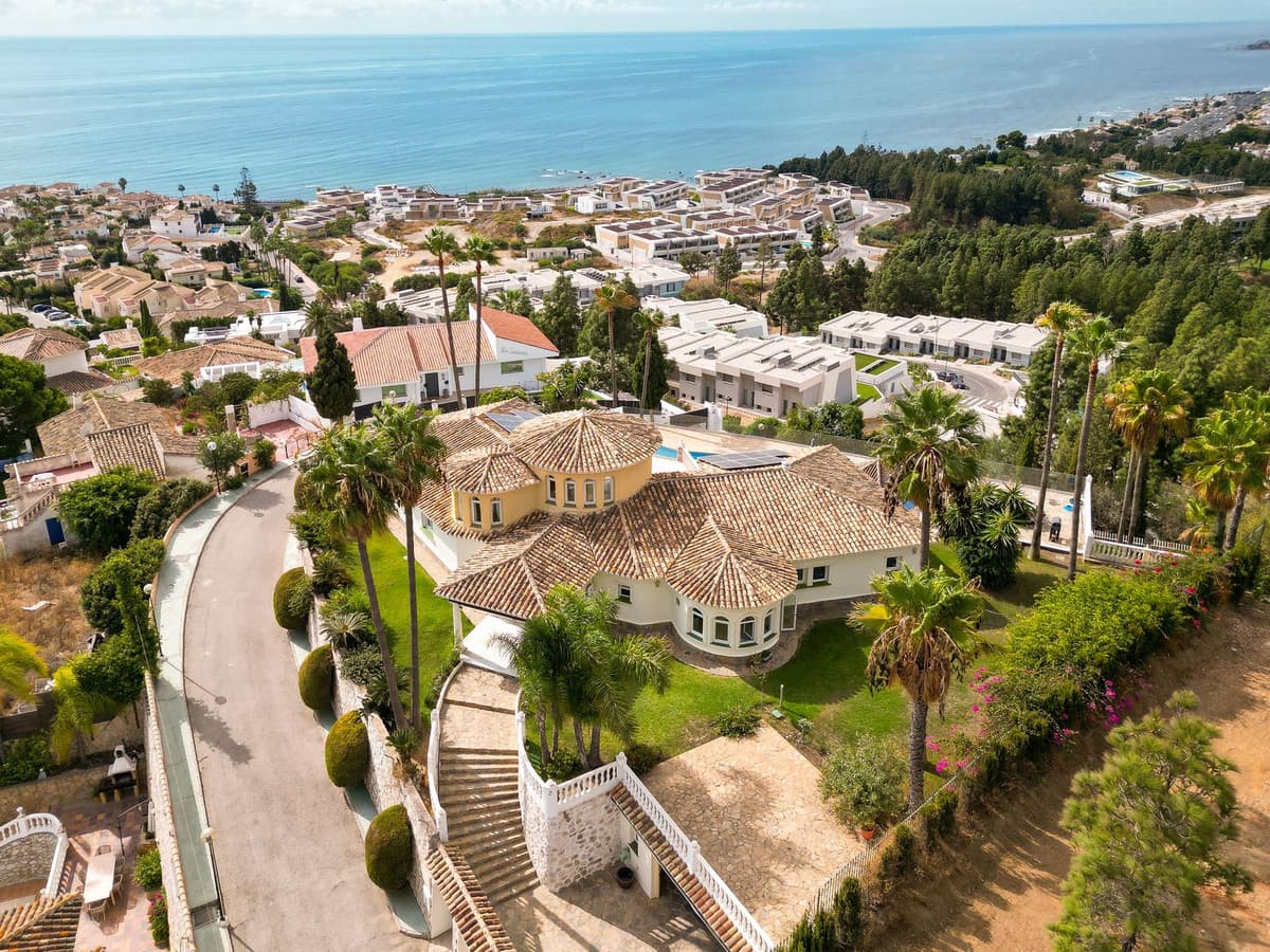 Detached Villa in Mijas Costa — photo 5 of 10