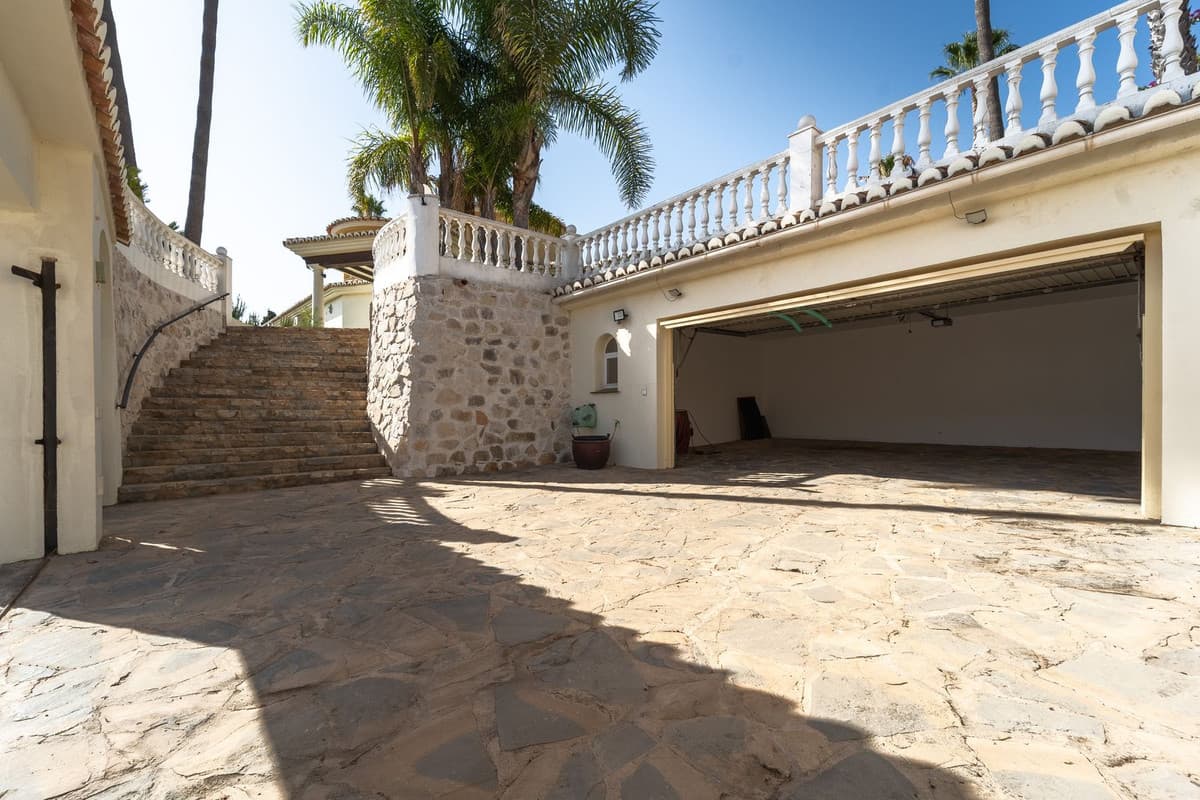 Detached Villa in Mijas Costa — photo 10 of 10