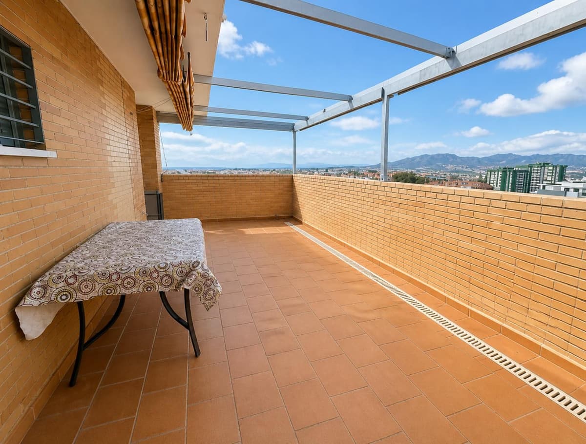 Penthouse Duplex in Teatinos — photo 4 of 10