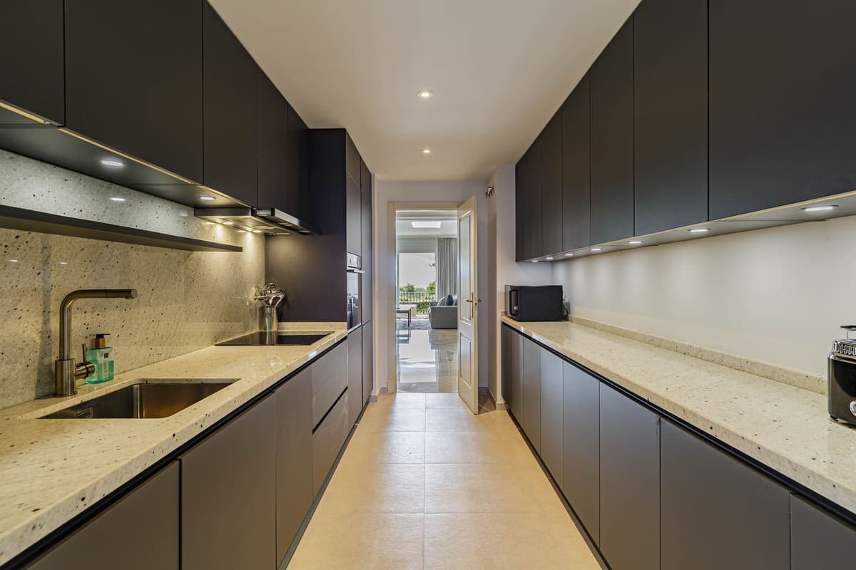 Ground Floor Apartment in La Quinta — photo 4 of 10