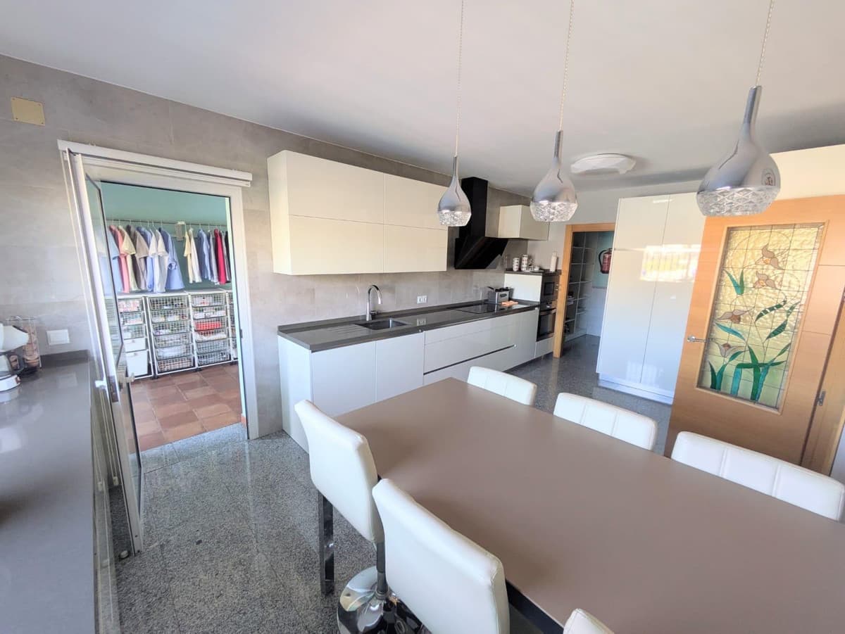 Detached Villa in Málaga — photo 8 of 10