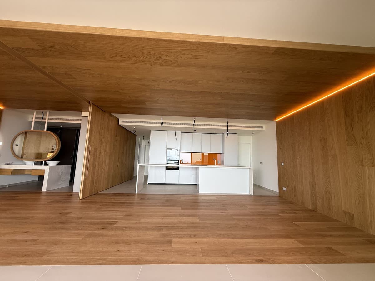 Middle Floor Apartment in Higueron — photo 4 of 10