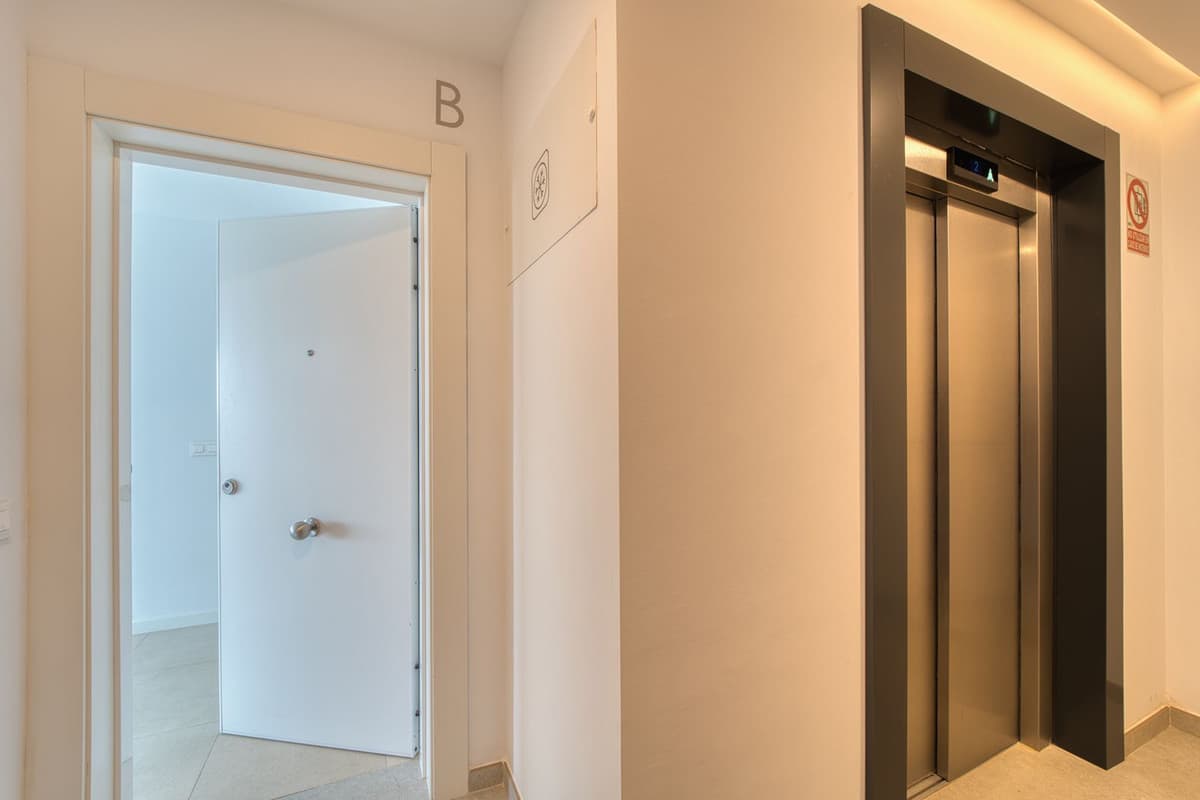 Middle Floor Apartment in Torremolinos — photo 6 of 10