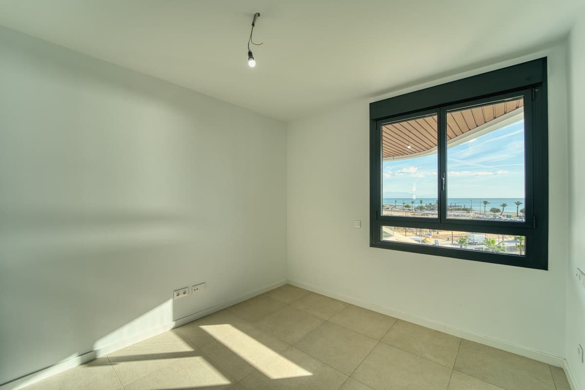 Middle Floor Apartment in Torremolinos — photo 10 of 10