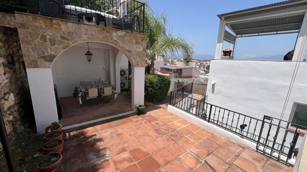 Townhouse in Alhaurín el Grande — photo 4 of 10