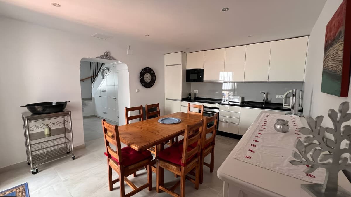 Townhouse in Alhaurín el Grande — photo 8 of 10