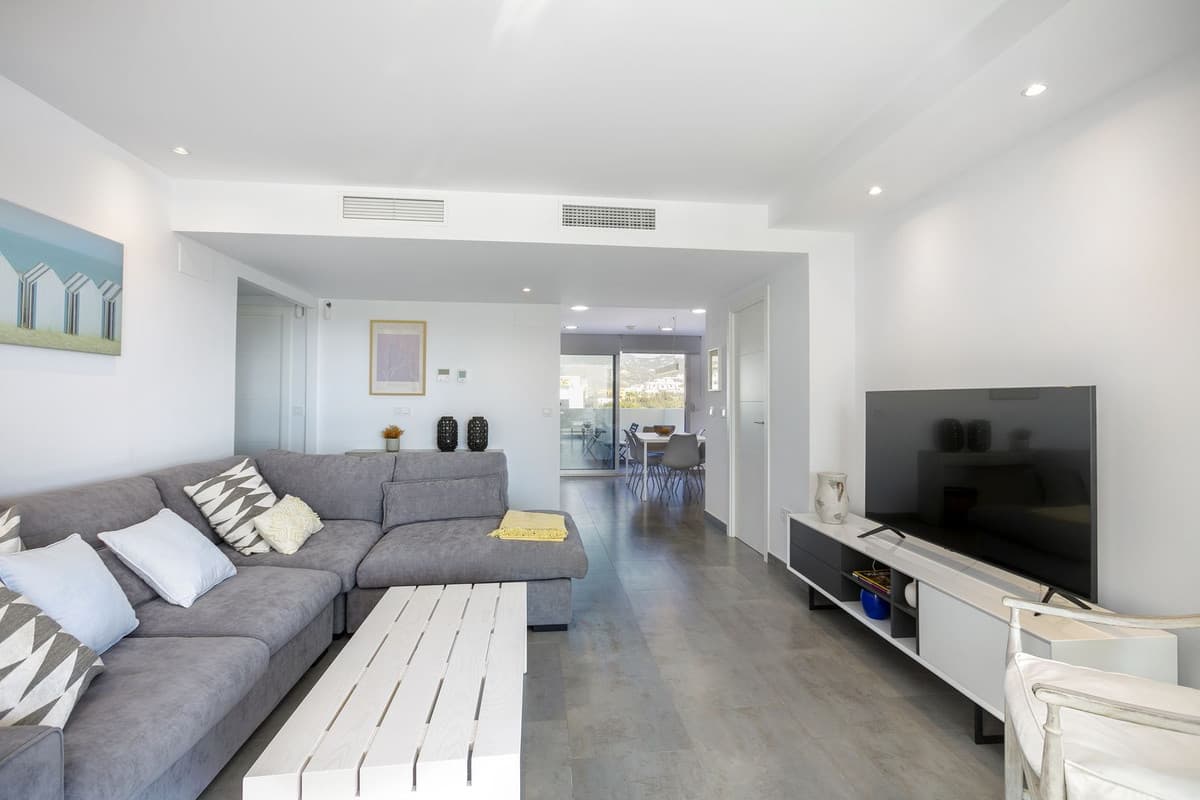 Penthouse in Estepona — photo 3 of 10