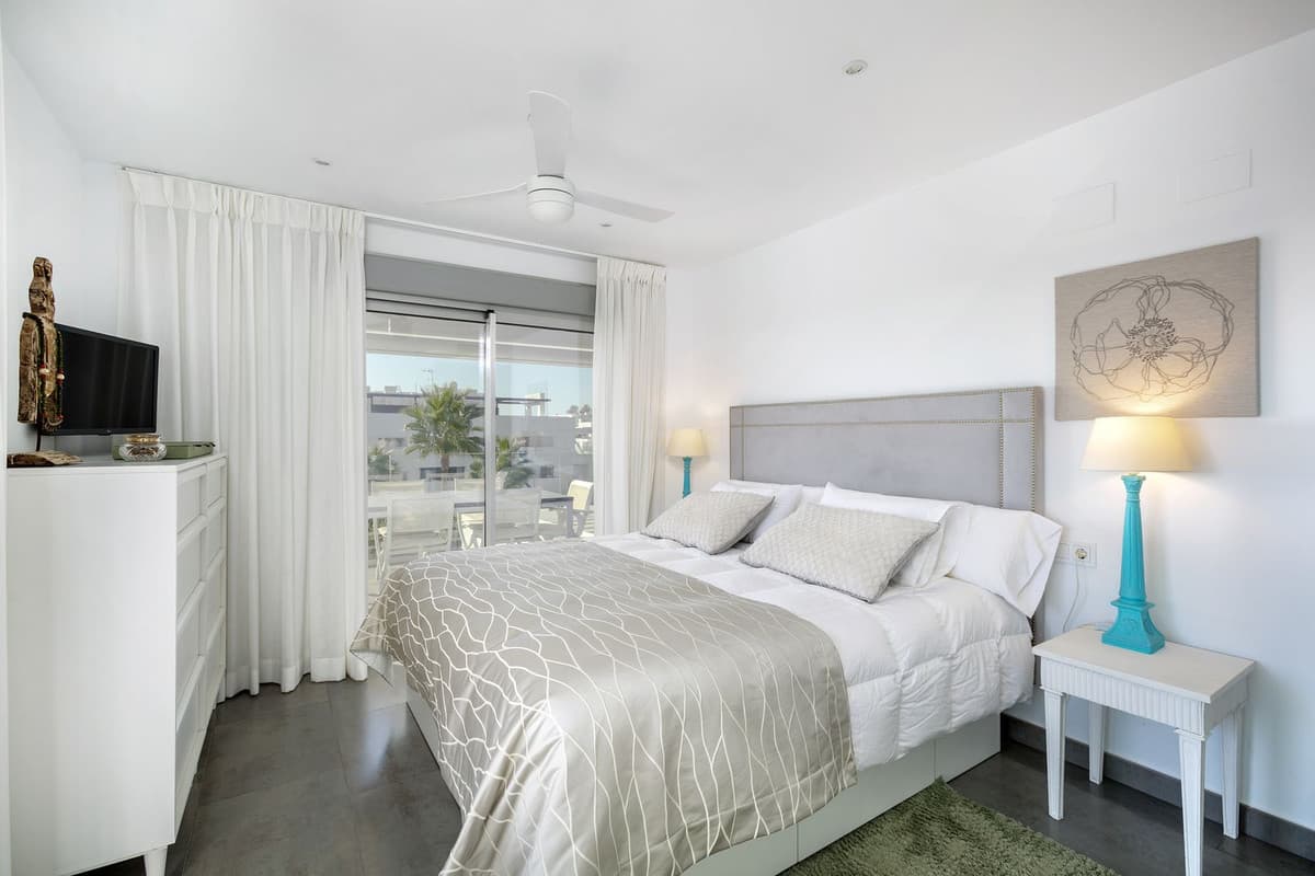Penthouse in Estepona — photo 7 of 10