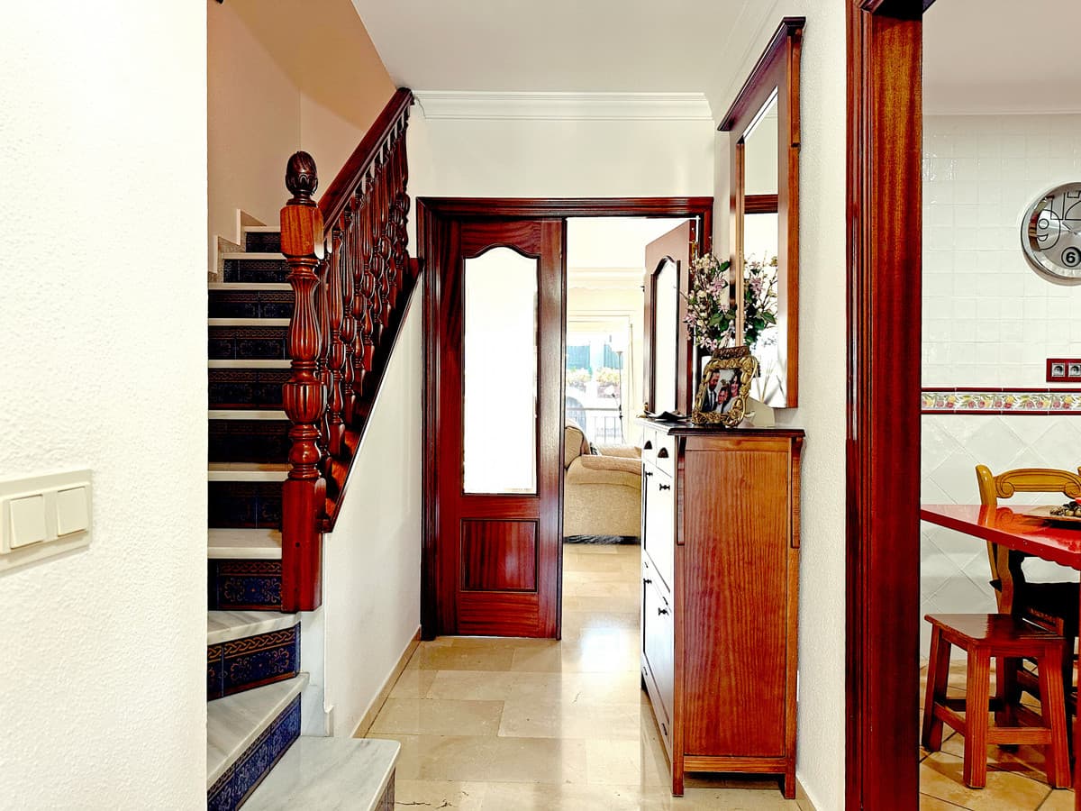 Townhouse in Estepona — photo 9 of 10