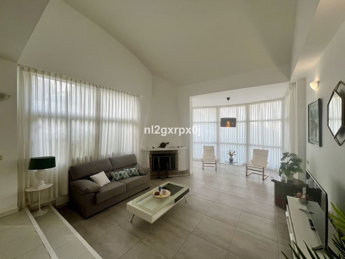 Detached Villa in Reserva de Marbella — photo 4 of 10