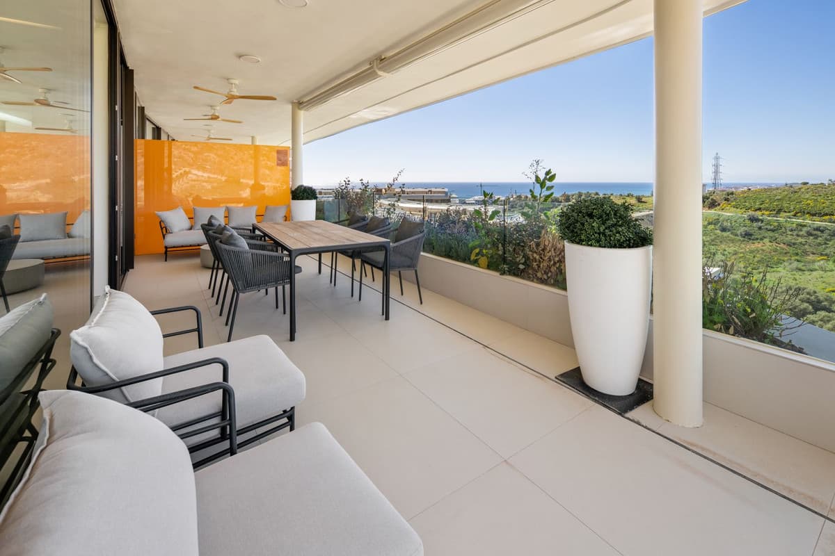 Middle Floor Apartment in Fuengirola — photo 7 of 10