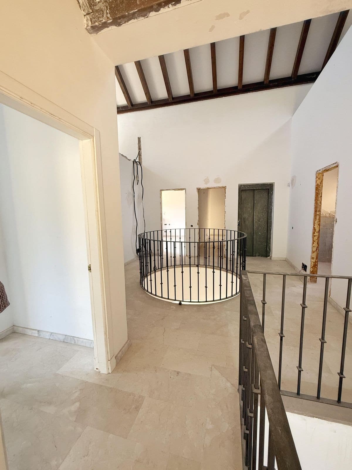Detached Villa in Elviria — photo 4 of 10