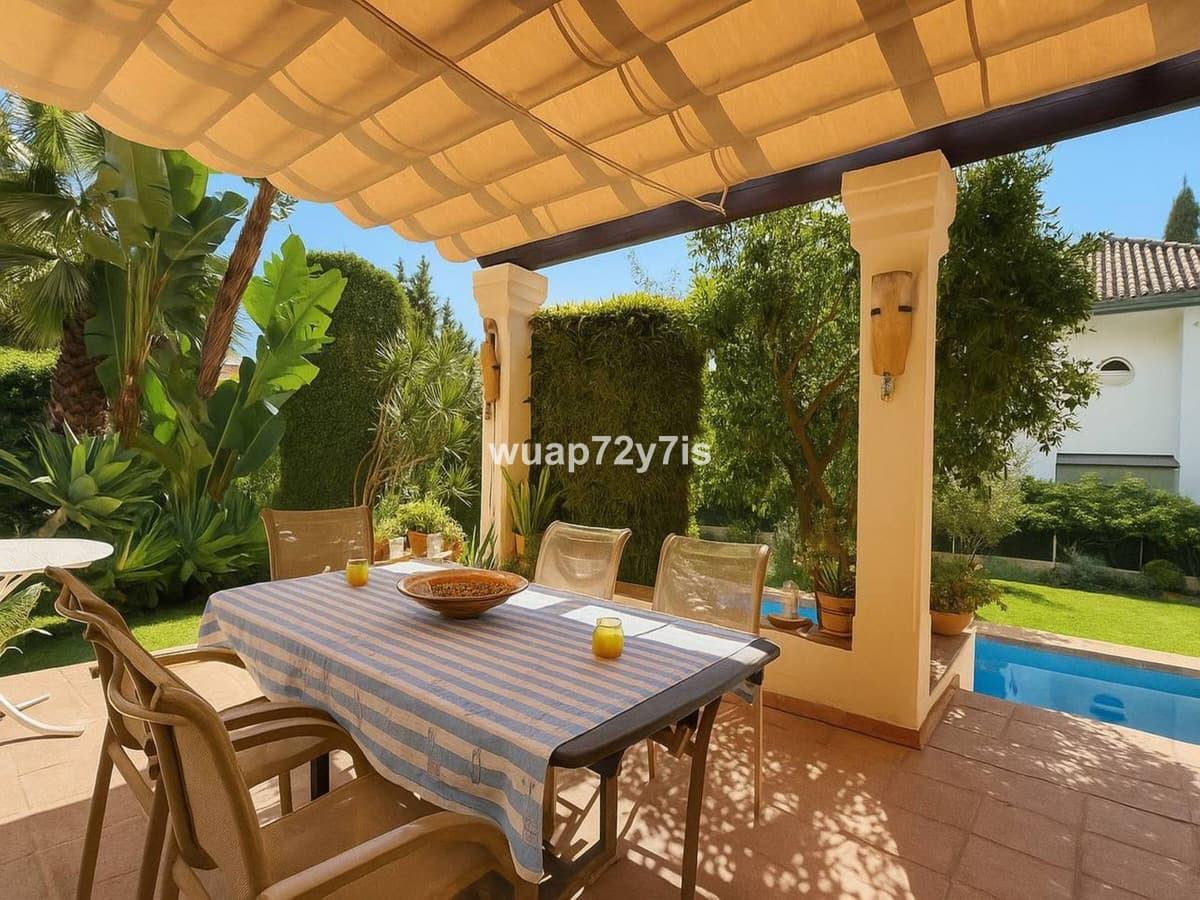 Detached Villa in Nagüeles — photo 4 of 10