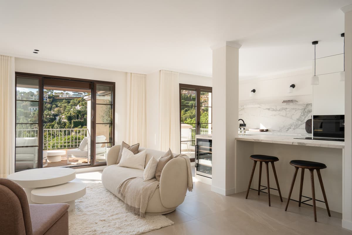Penthouse in Los Arqueros — photo 1 of 10