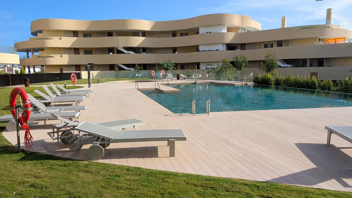 Middle Floor Apartment in Fuengirola — photo 10 of 10