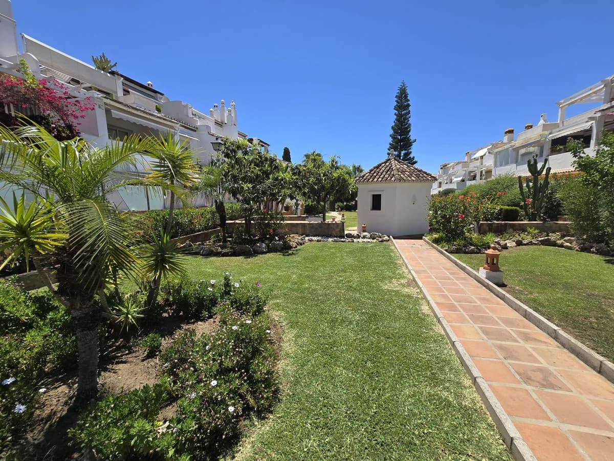 Ground Floor Apartment in Marbella — photo 5 of 10