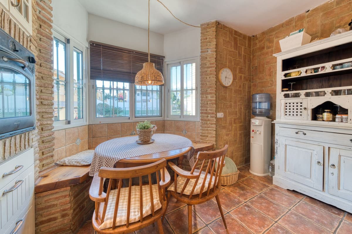 Townhouse in Los Boliches — photo 7 of 10