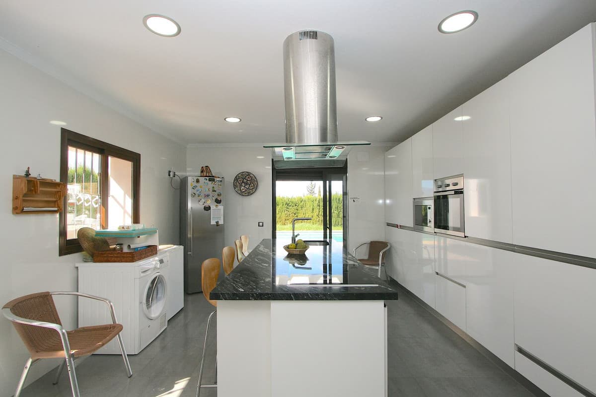 Detached Villa in Sierrezuela — photo 8 of 10