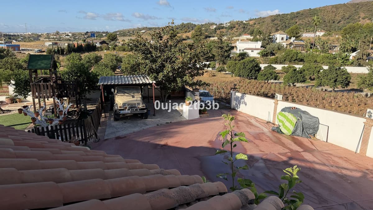 Residential Plot in Estepona — photo 6 of 10
