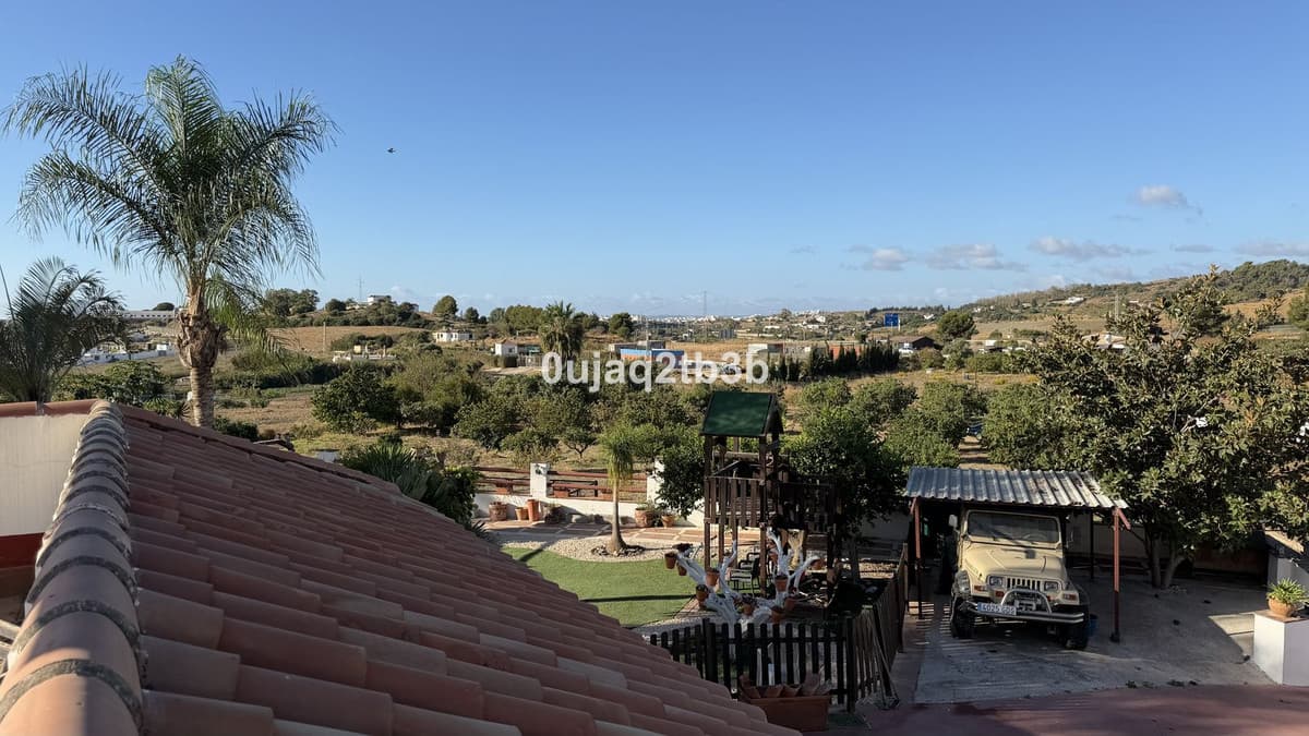 Residential Plot in Estepona — photo 7 of 10
