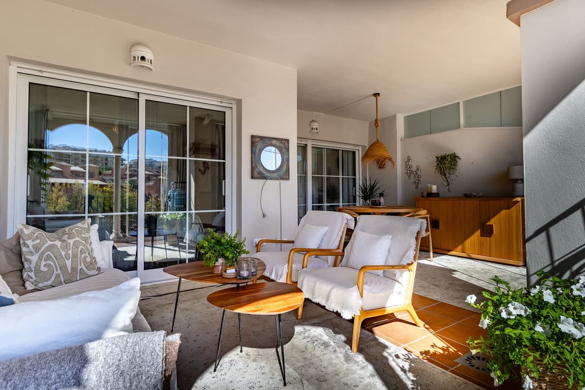 Middle Floor Apartment in La Cala de Mijas — photo 4 of 10