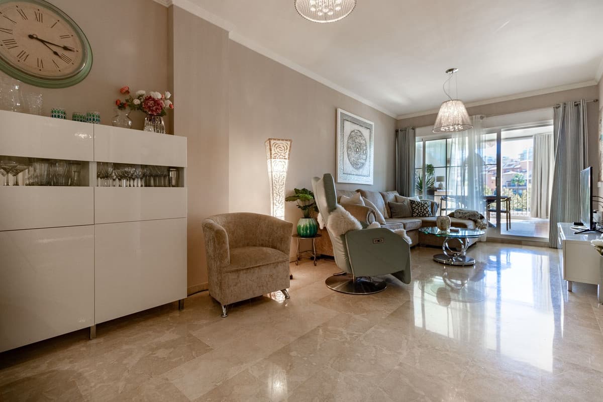 Middle Floor Apartment in La Cala de Mijas — photo 7 of 10