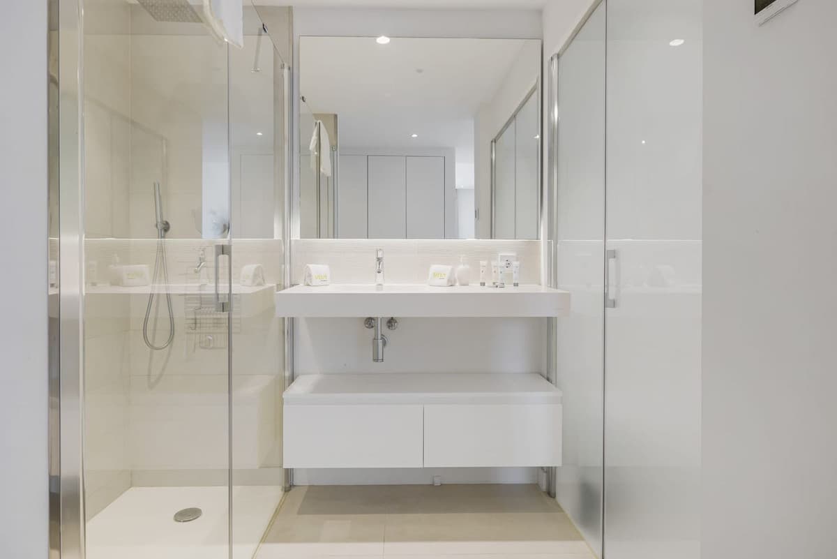 Middle Floor Apartment in Higueron — photo 11 of 19