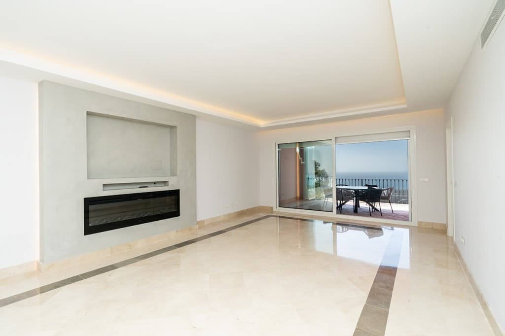 Middle Floor Apartment in La Mairena — photo 4 of 10