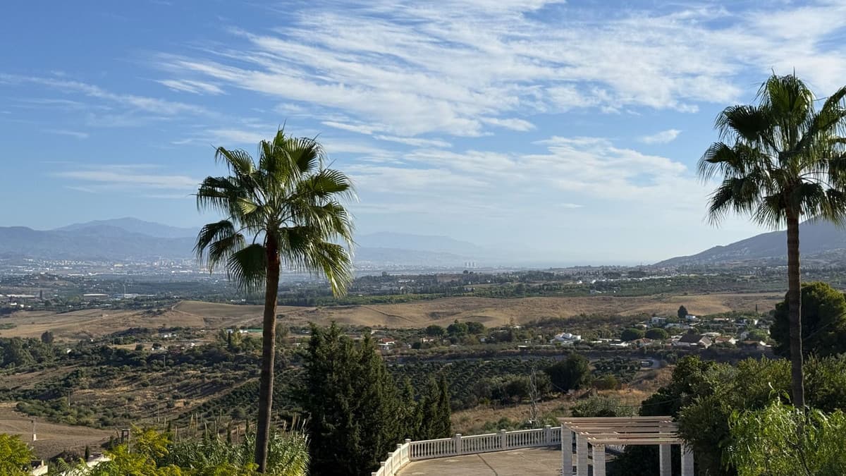 Cortijo in Alhaurín de la Torre — photo 2 of 10