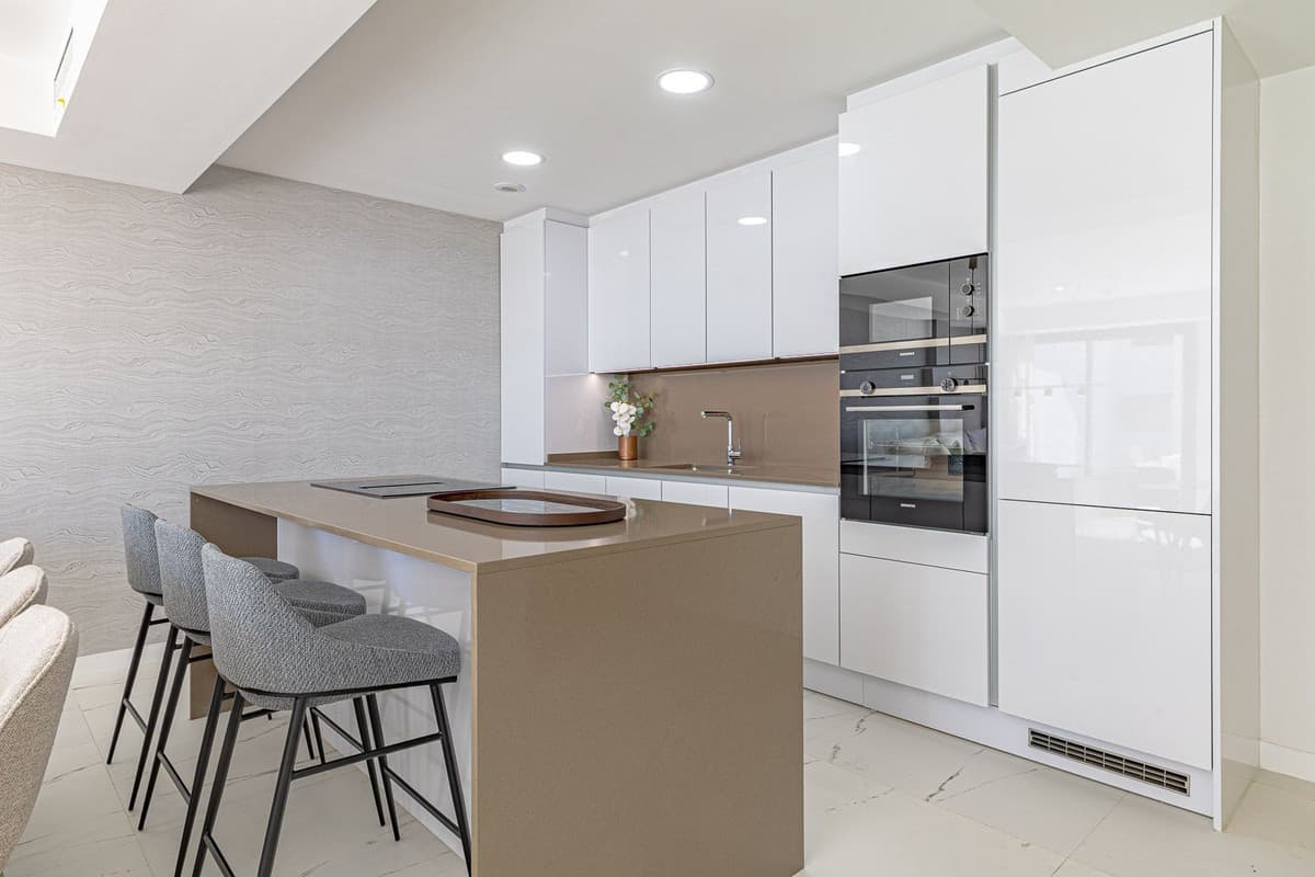 Middle Floor Apartment in Casares Playa — photo 7 of 10