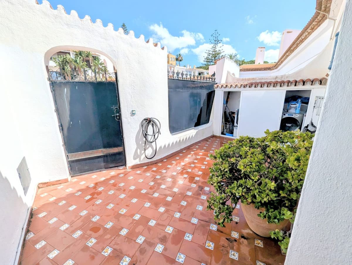 Penthouse in Puerto de Cabopino — photo 9 of 10