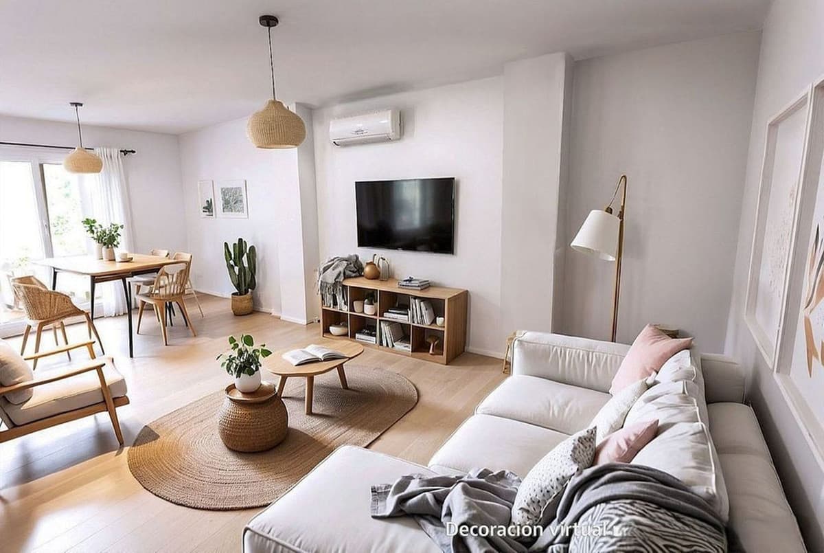 Middle Floor Apartment in The Golden Mile — photo 4 of 10