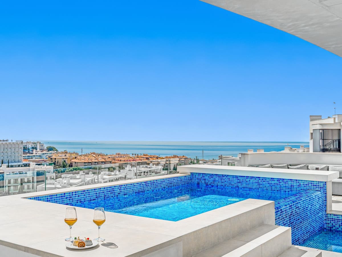 Penthouse in Fuengirola — photo 1 of 10