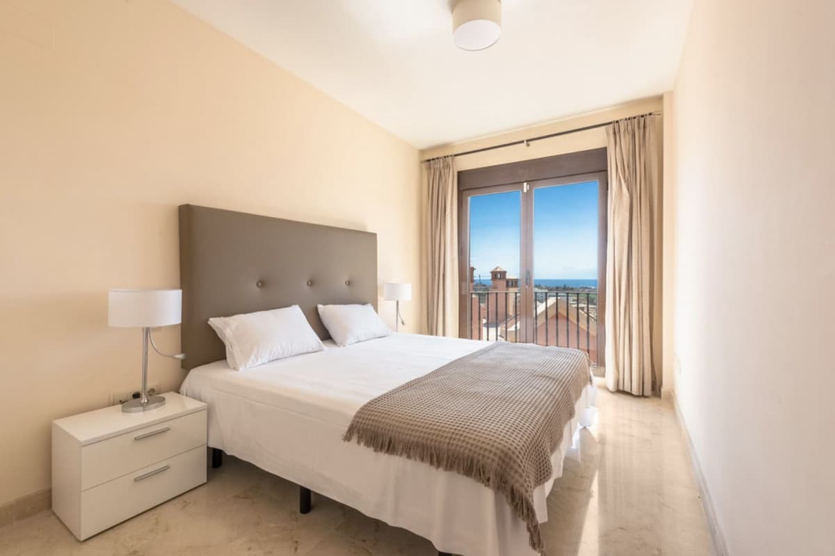 Townhouse in Estepona — photo 5 of 10