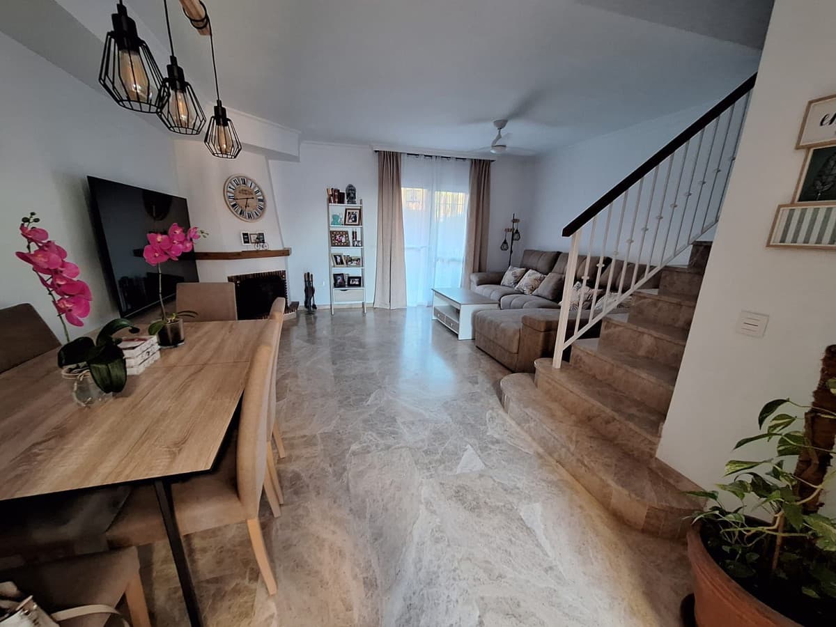 Townhouse in Marbella — photo 4 of 10