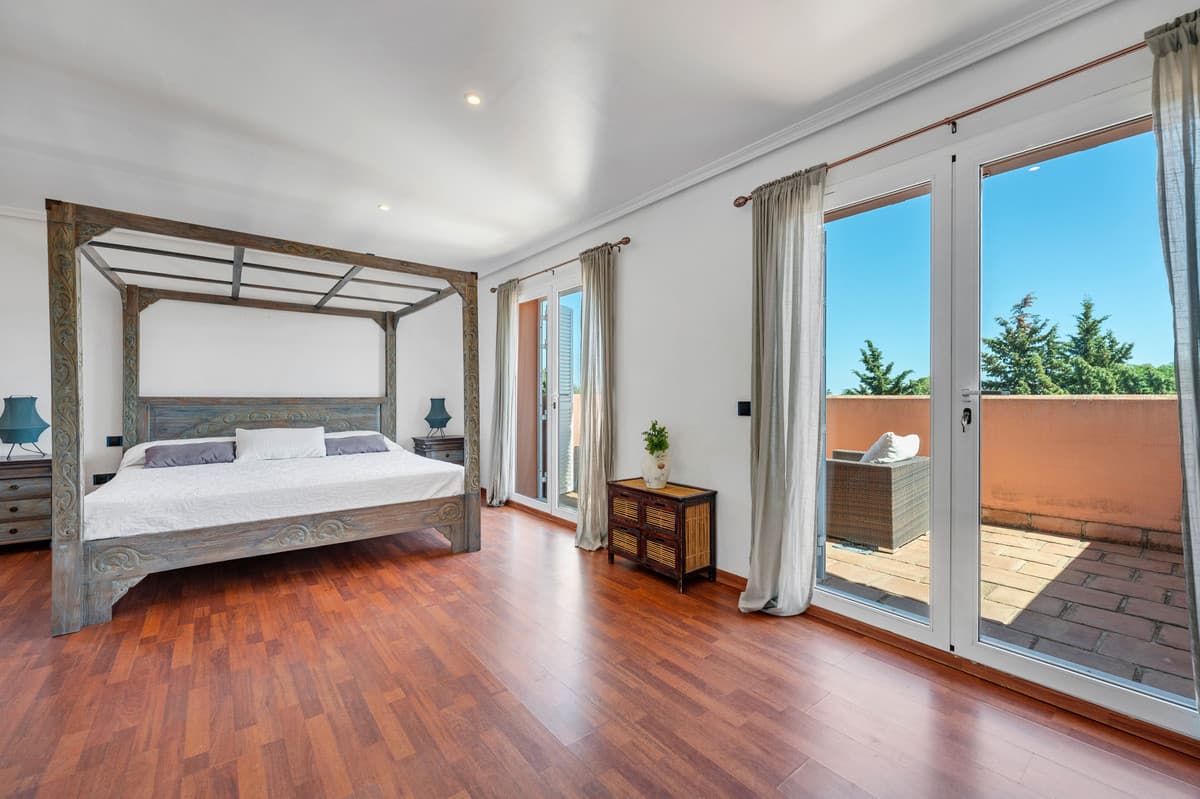 Detached Villa in Sotogrande Costa — photo 7 of 10